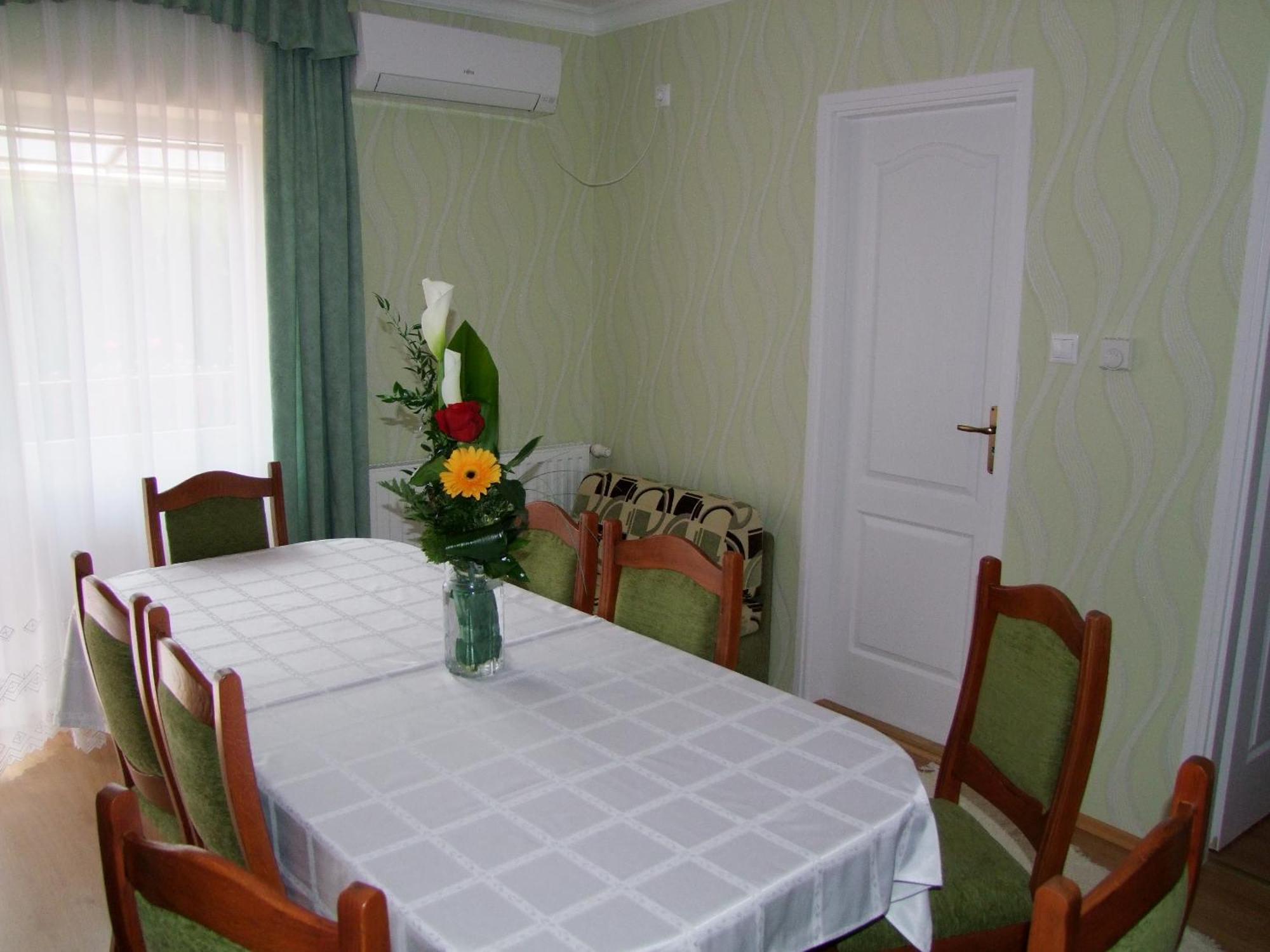 Rajna Vendeghaz Villa Bogács Rom bilde